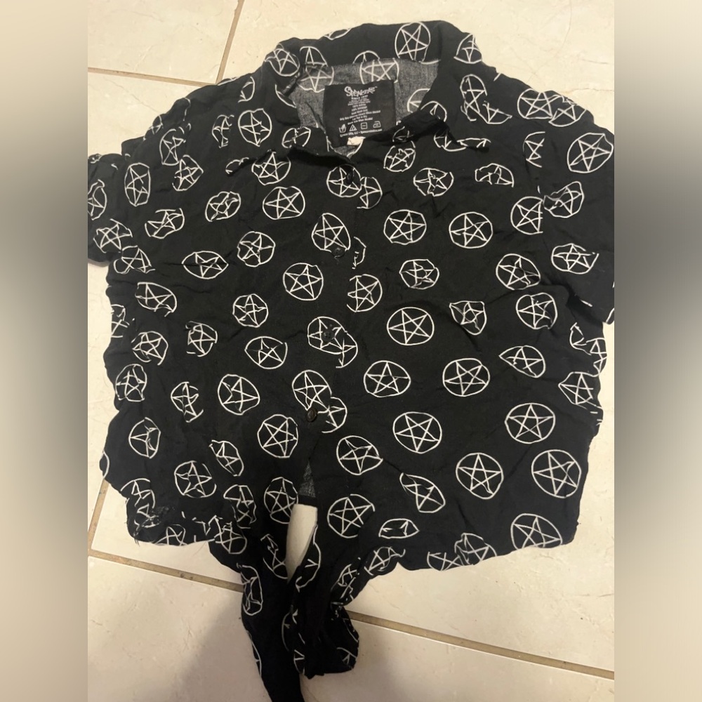 Pentagram Woven Button Down crop top